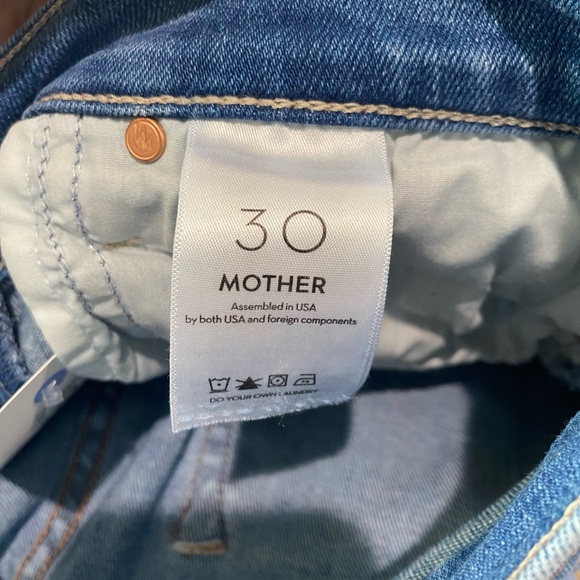 Mother The Weekender Fray Jeans In Groovy Kind of Love Size 30 Flare Medium Wash - Picture 12 of 13
